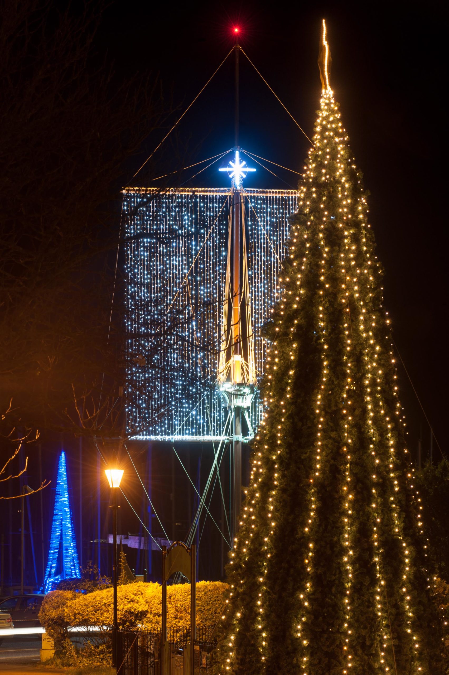 Christmas lights switched on in Kinsale TheCork.ie (News & Entertainment)